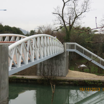 Passerelle de Boé