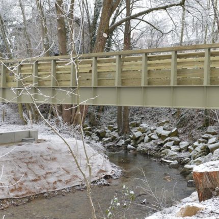 PASSERELLE SUR LE RUISSEAU DE VALLIERES