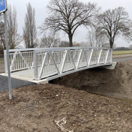 Garde-corps à barreaudage vertical