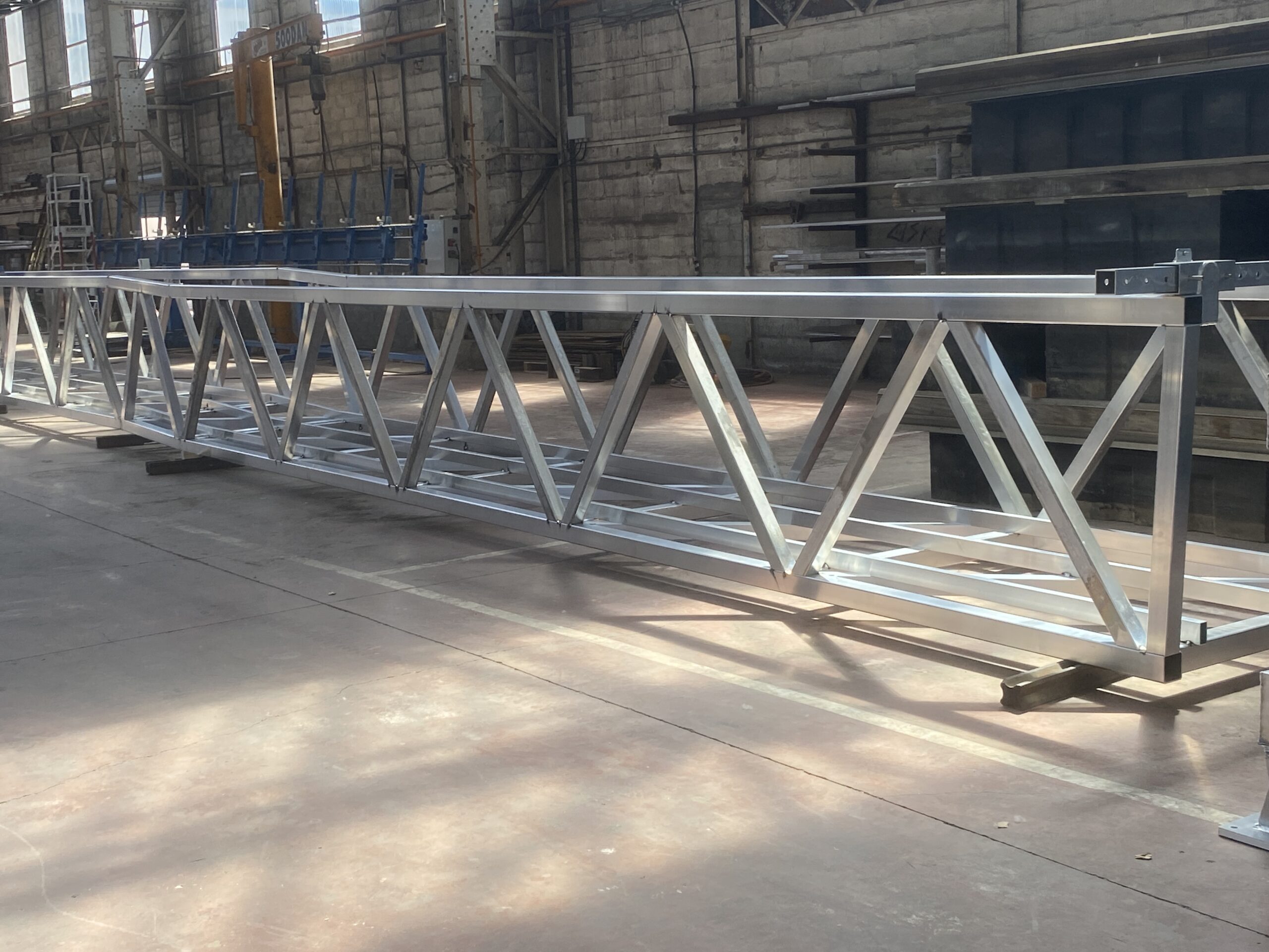 Garde-corps avec remplissage par plinthe et sous-lisse